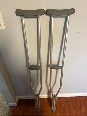 Adjustable Gray Underarm Crutches - Pair